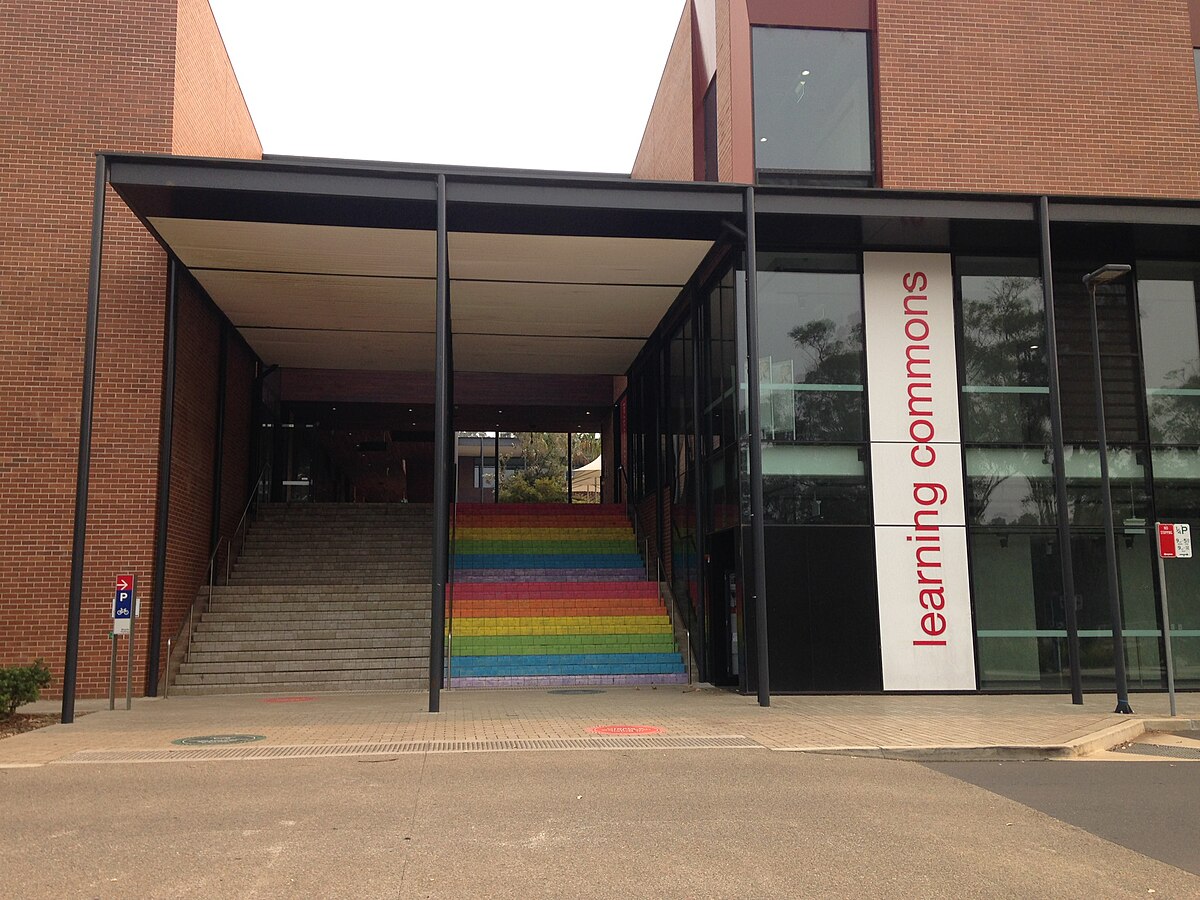 Charles Sturt University Campus 3